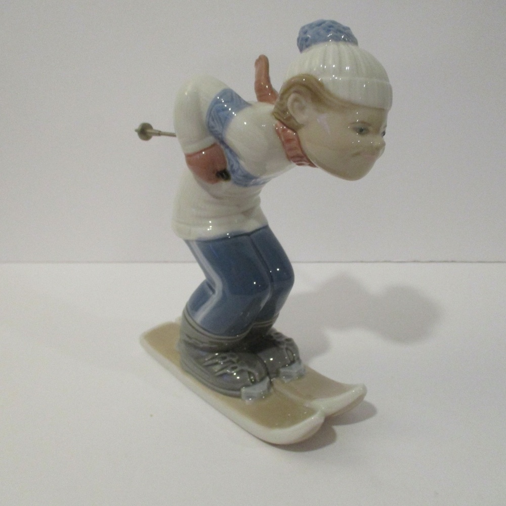LLardo Spain Porcelain Puppet Skier Juan Huerta Figurine~Retired 4970